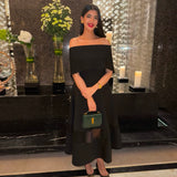 Hanna Khan in Alanna